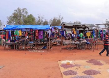 Kirehe: Abacuruzi ba Kigufi bavuga ko bahangayikishijwe n’urugomo rw’abitwaza intwaro gakondo mu isoko