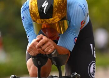 Pogacar ku munsi wa mbere abuze umudali ari we wari uhanzwe amaso