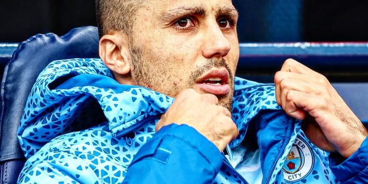 Rodri yagize imvune y’ivi yatumye atagaragara mu kibuga