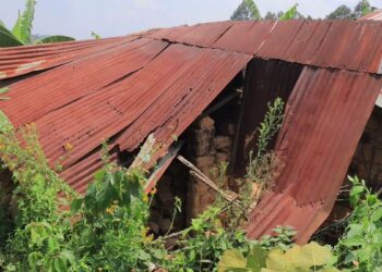 Gakenke: Imvura y’ivanzemo umuyaga mwinshi yasize yangije byinshi