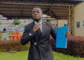 5K Etienne yasoje kaminuza, amurika umushinga uhanitse mu ikoranabuhanga