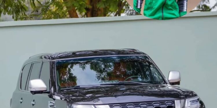 Imodoka ya Kapiteni wa Kiyovu Sports Amissi Cédric ikomeje kuvugisha abatari bake
