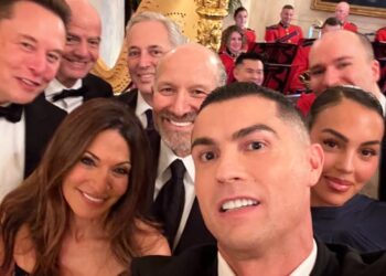 Cristiano Ronaldo yafatiye selfie muri White House nyuma yo gusura Perezida Donald Trump