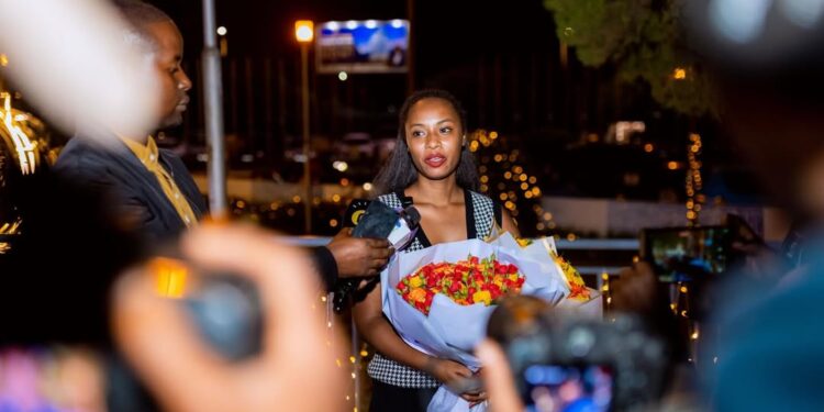 France Mpundu yagarutse mu Rwanda, asobanura iby’urukundo n’impeta yambitswe