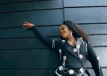 Indirimbo ivugwaho ubujura: Marina n’ubuyobozi bwe basobanura uko byagenze mu myaka ine bayimaranye