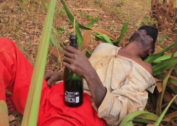 RIB irihanangiriza abasindira mu ruhame, yibutsa ko ari icyaha gihanwa