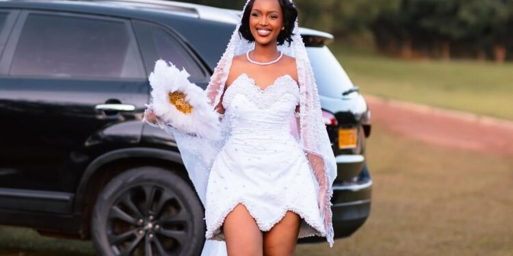 Kayitesi Yvonne ‘Tessy’ yakorewe Bridal Shower