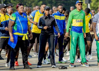 Abakinnyi b’ikipe y’Igihugu Cameroon na Gabon bifatanyije n’Abanya-Kigali muri siporo rusange