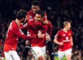 Manchester United iri mu bihe bikomeye byo gufata ibyemezo bikomeye ku hazaza h’ikipe