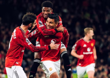 Manchester United iri mu bihe bikomeye byo gufata ibyemezo bikomeye ku hazaza h’ikipe