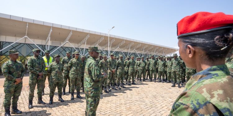 U Rwanda rwohereje abasirikare muri Jamaica gufasha gusana ibyangijwe n’inkubi y’umuyaga ‘Melissa’