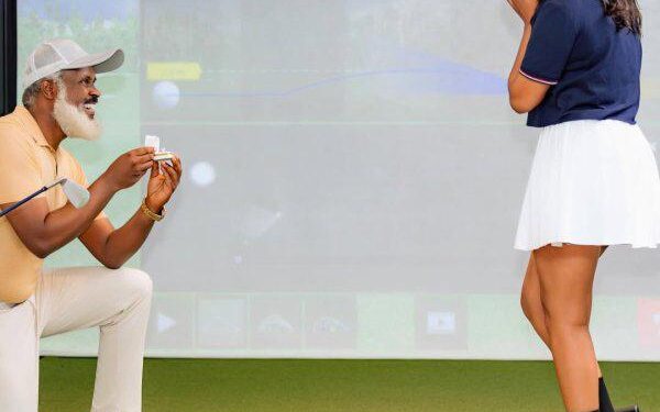 Tukowote yitandukanyije n’abakiri ingaragu, nyuma yo kwambika impeta uwo bamaze iminsi mu rukundo