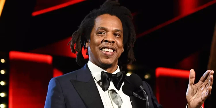 Jay-Z yasobanuye ko ubukire atari bwo bugena umutima w’umuntu