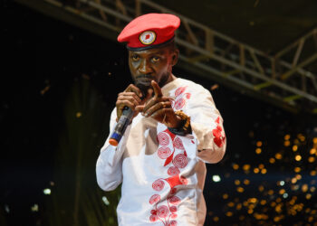 Bobi Wine aratangaza ko azasubira muri Uganda ari umuturage wigenga