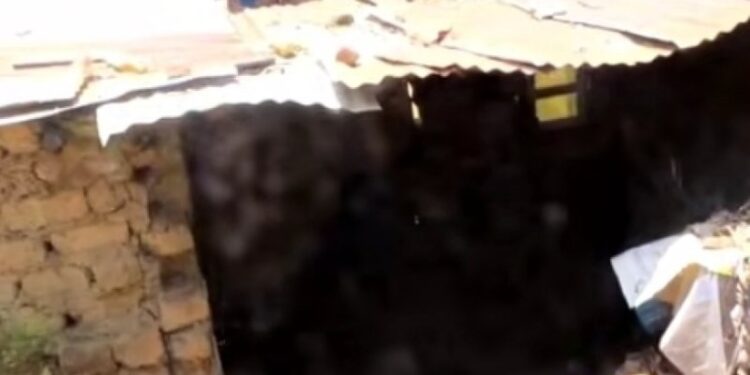 Rugerero: Inzu yagwiriye abantu batatu ihitana ubuzima bwabo