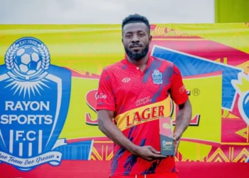 Kwizera Olivier yahize bagenzi be yegukana igihembo cy’ukwezi muri Rayon Sports