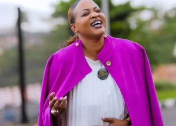 Aline Gahongayire yashyizeho amarushanwa agamije kuzamura impano nshya mu muziki wo kuramya no guhimbaza Imana