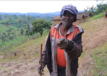 Kamonyi: Kubera amakimbirane umusaza w’imyaka 77 yasenyewe inzu