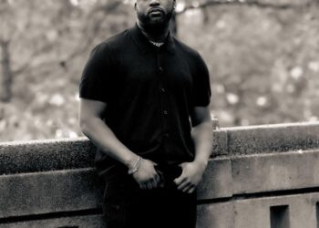 Safi Madiba yasabye ababyeyi kudahisha abana amateka ya Jenoside yakorewe Abatutsi