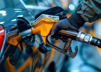 Urwego Ngenzuramikorere (RURA), rwatangaje ibiciro bishya by’ibikomoka kuri peteroli