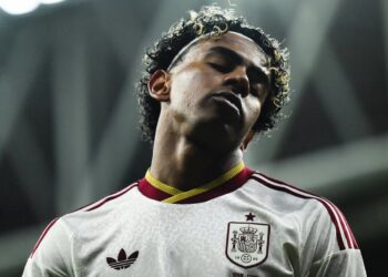 Lamine Yamal yagize ubutumwa agenera abafana bakoze ivangura rishingiye ku idini rye