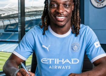 Jeremy Doku yongereye amasezerano muri Manchester City kugeza mu 2031